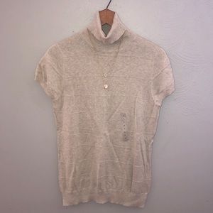 NWT Gap short sleeved turtleneck